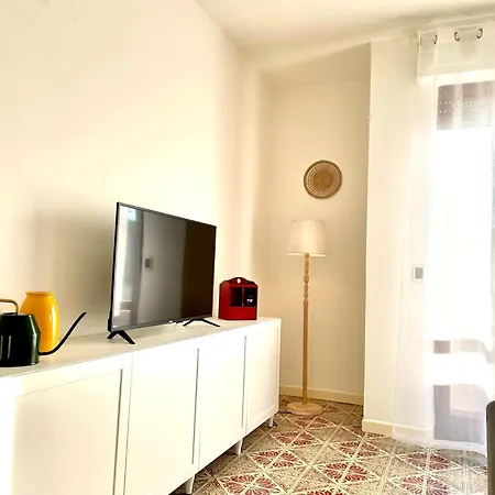 아파트 Lnd 13- Attico 2 Camere, Balcone, Parcheggio, Ascensore *